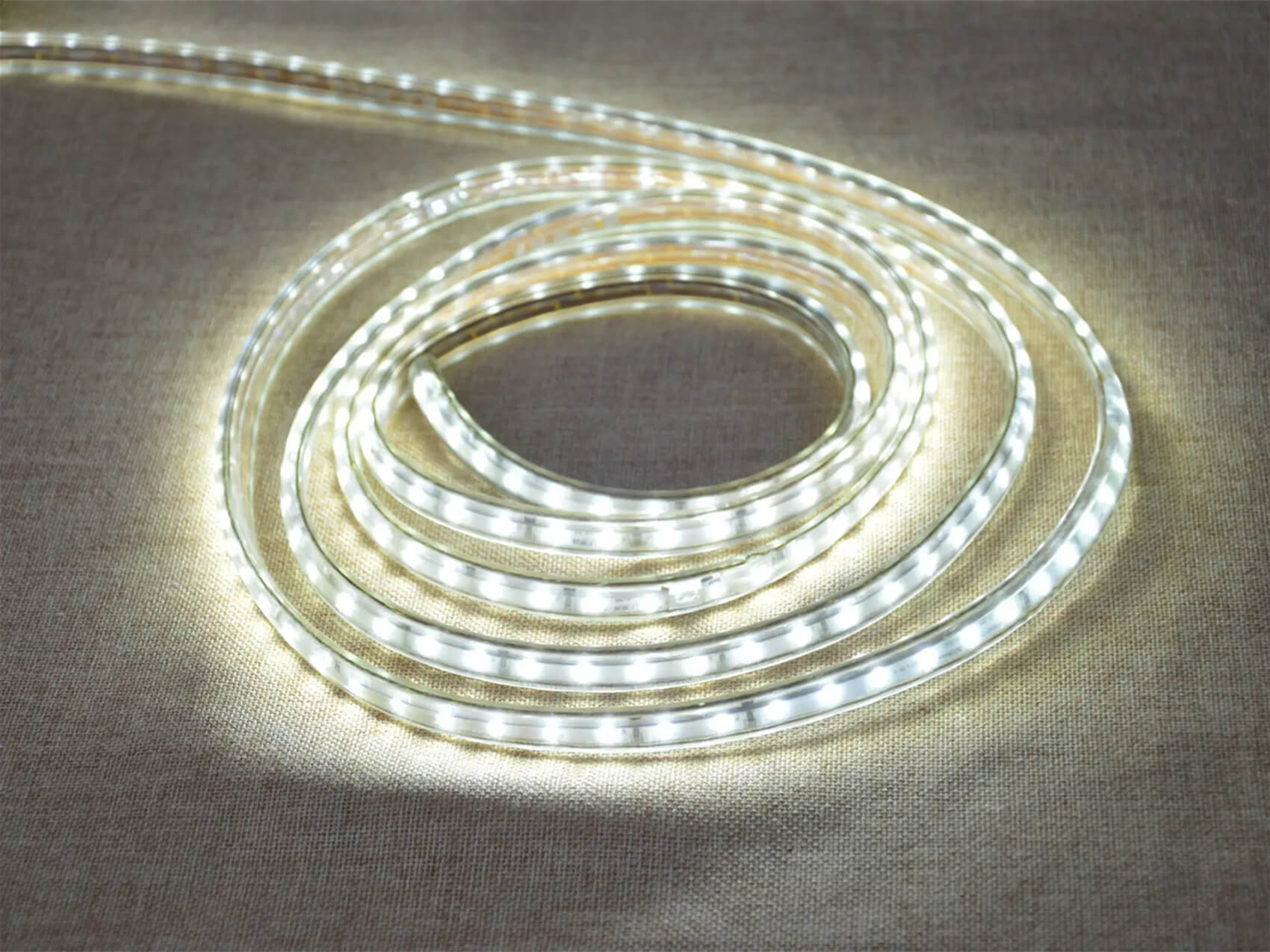 K4411C Bticino funziona con le strisce LED 220V e 24V?-Soluzioni-led luce TAG