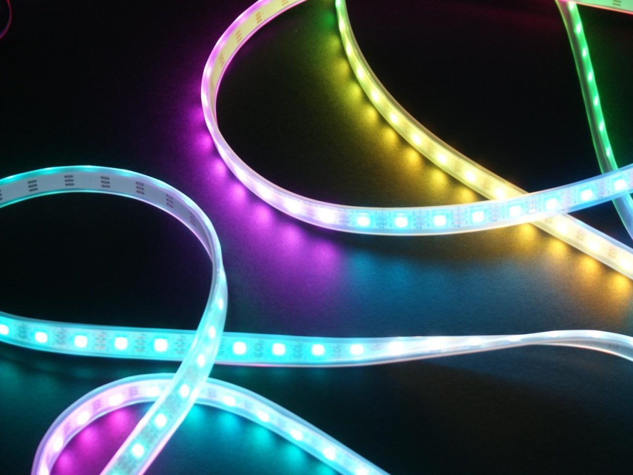 Quanto consuma una striscia led da 10 metri?-Articolo-led luce TAG