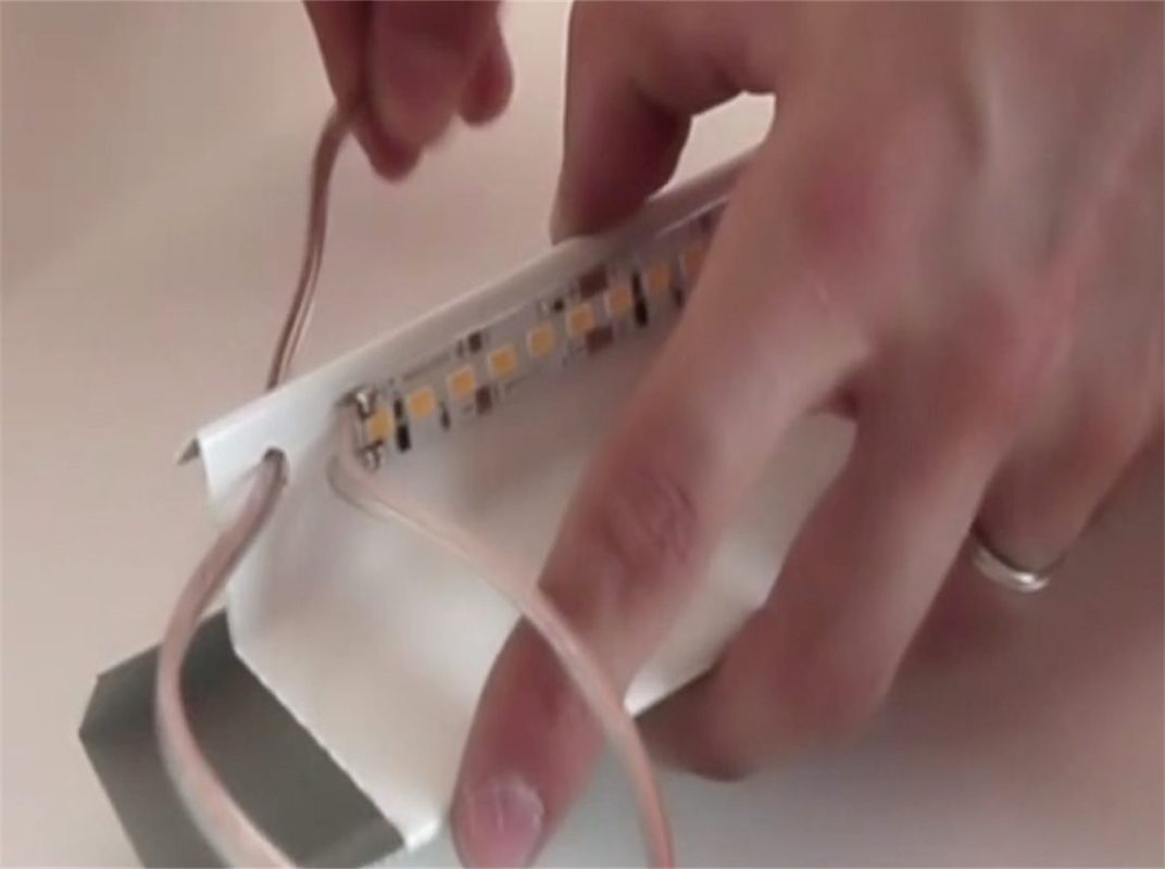 Come Saldare Luci a LED e Creare Magia Illuminata-Su di illuminazione