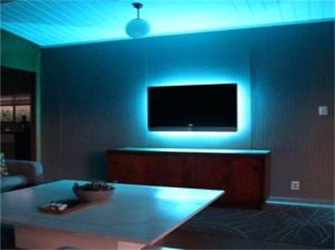 Different Colours Options for LED Strip Lighting-Su di illuminazione